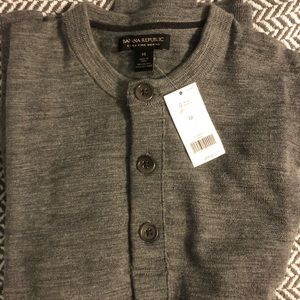 Banana Republic Sweater NEW WITH TAGS